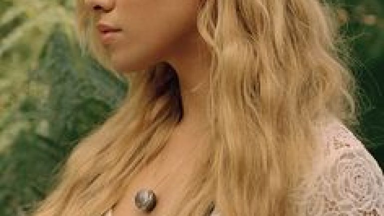 Dinah Jane Hansen Kimdir? – Vücut Ölçüleri – Boyu – Kilosu – Göz Rengi