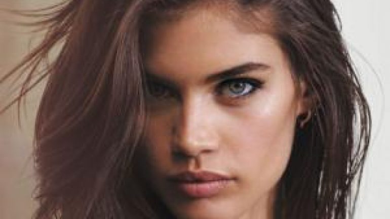 Sara Sampaio Kimdir? Vücut Ölçüleri – Boyu – Kilosu – Göz Rengi