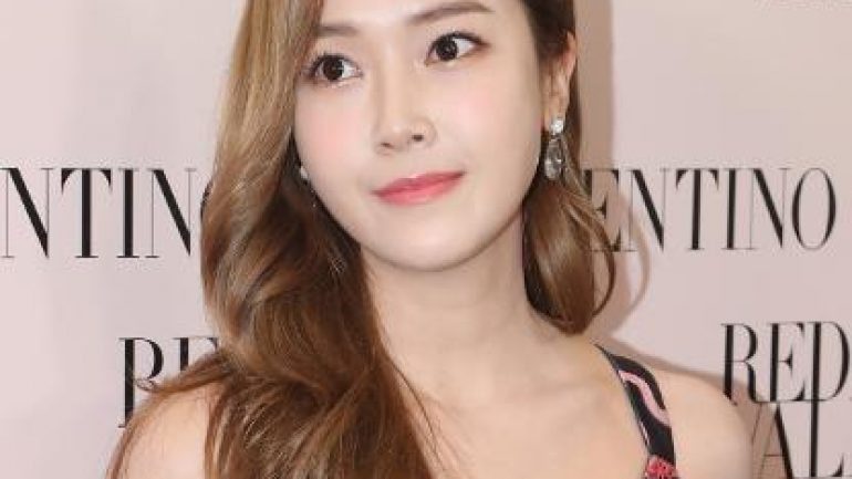 Jessica Jung Kimdir? – Vücut Ölçüleri – Boyu – Kilosu – Göz Rengi