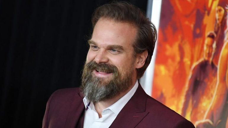 David Harbour – Boyu – Kilosu – Vücut Ölçüleri – Göz Rengi – Burcu