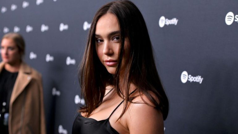 Alexis Ren Kimdir? – Vücut Ölçüleri – Boyu – Kilosu – Göz Rengi