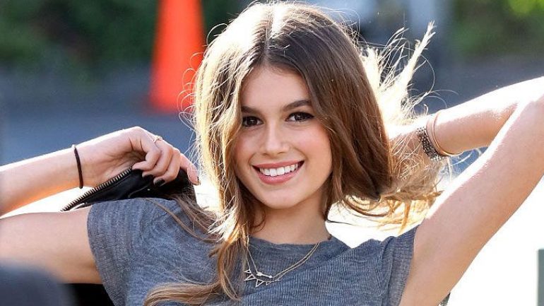 Kaia Gerber Kimdir? – Vücut Ölçüleri – Boyu – Kilosu – Göz Rengi