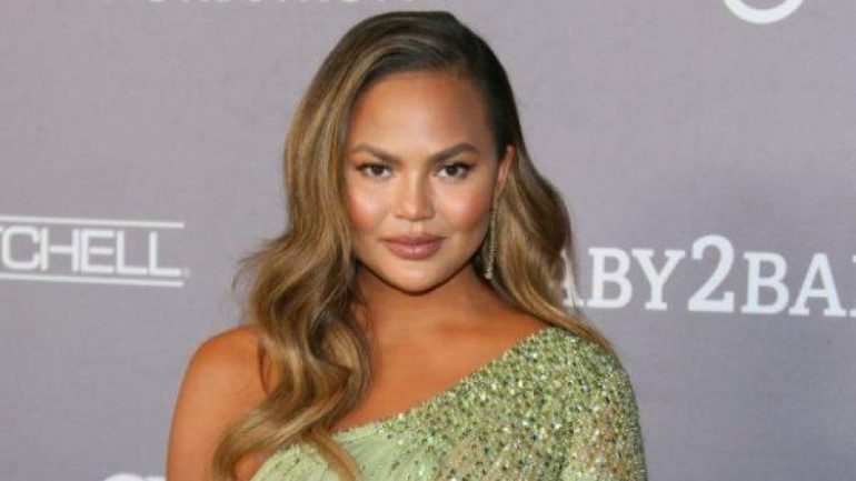 Chrissy Teigen Kimdir? – Vücut Ölçüleri – Boyu – Kilosu – Göz Rengi
