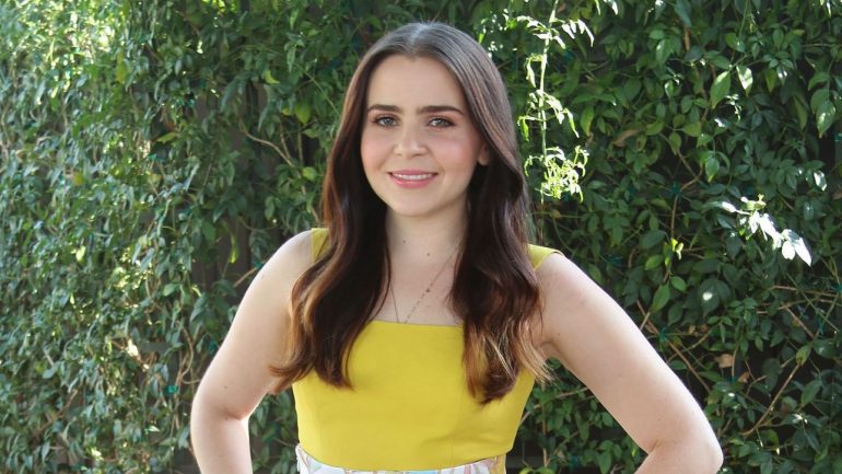 Mae Whitman Kimdir? – Vücut Ölçüleri – Boyu – Kilosu – Göz Rengi
