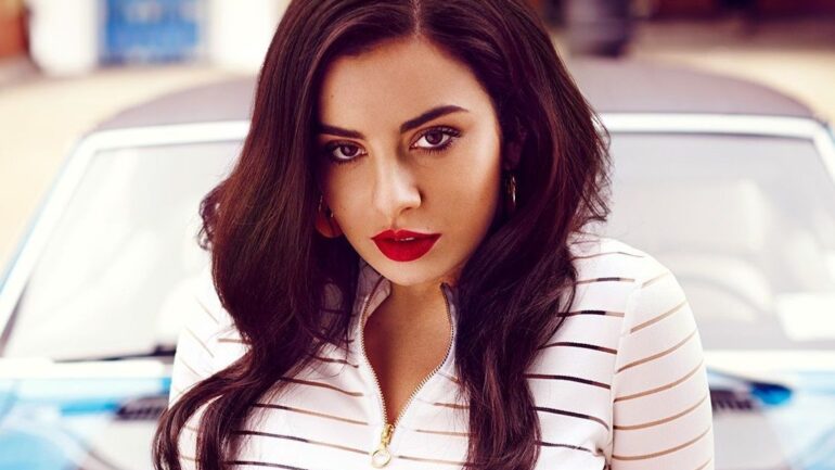 Charli XCX Kimdir? – Vücut Ölçüleri – Boyu – Kilosu – Göz Rengi