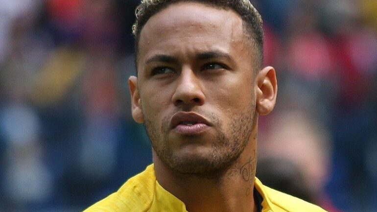 Neymar Vücut Ölçüleri – Boyu – Kilosu – Göz Rengi – Saç Rengi