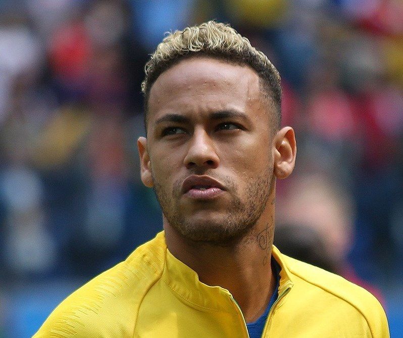 Neymar Vücut Ölçüleri – Boyu – Kilosu – Göz Rengi – Saç Rengi
